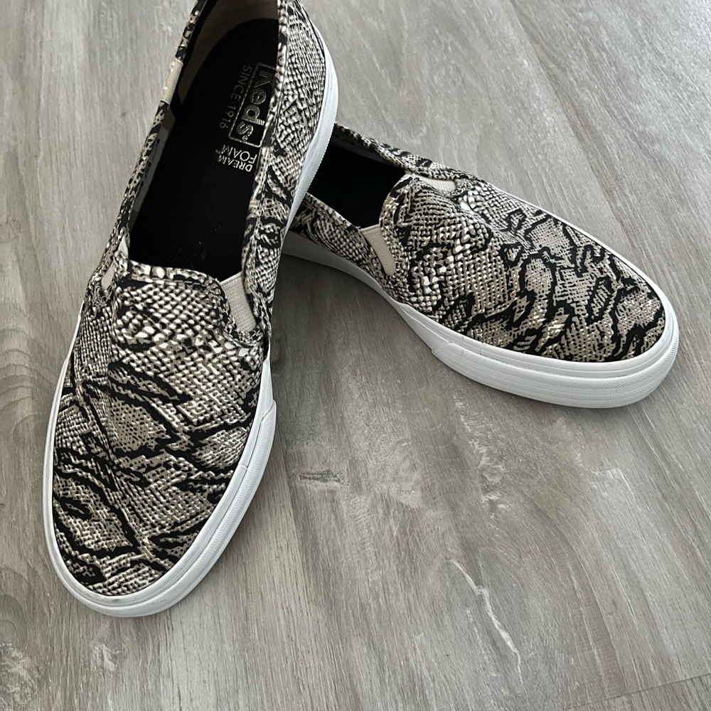 Keds Slip On Women’s Shoes Snake Print Size 7 WF63682 Fast Shipping